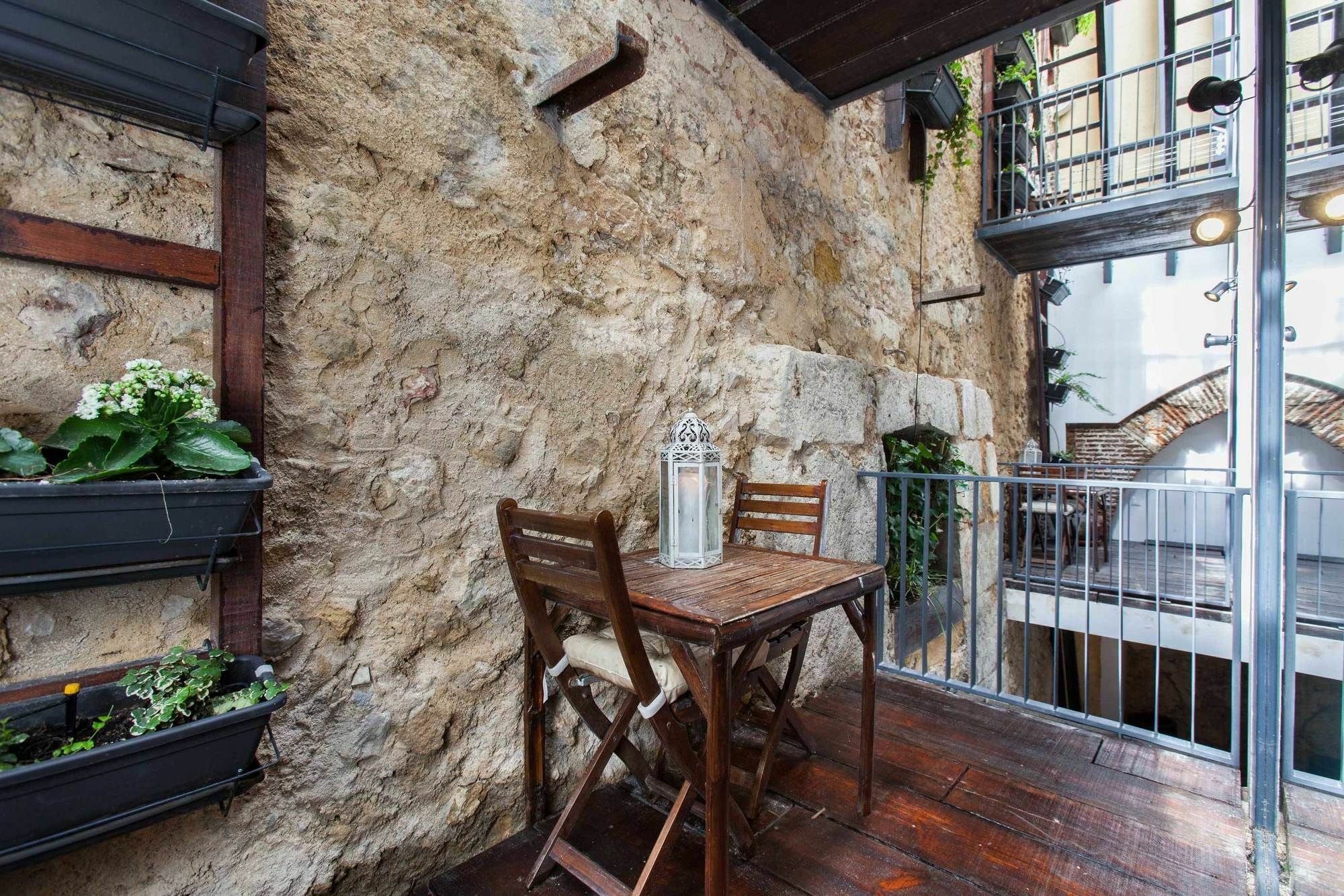 The Old Stables Chiado Apartments Lisabona Exterior foto